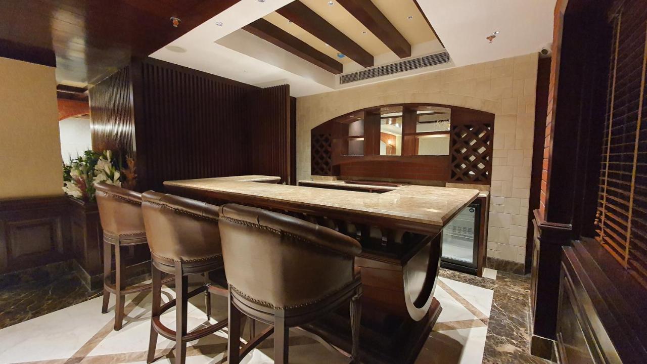 Hotel Sepal Батинда Екстериор снимка