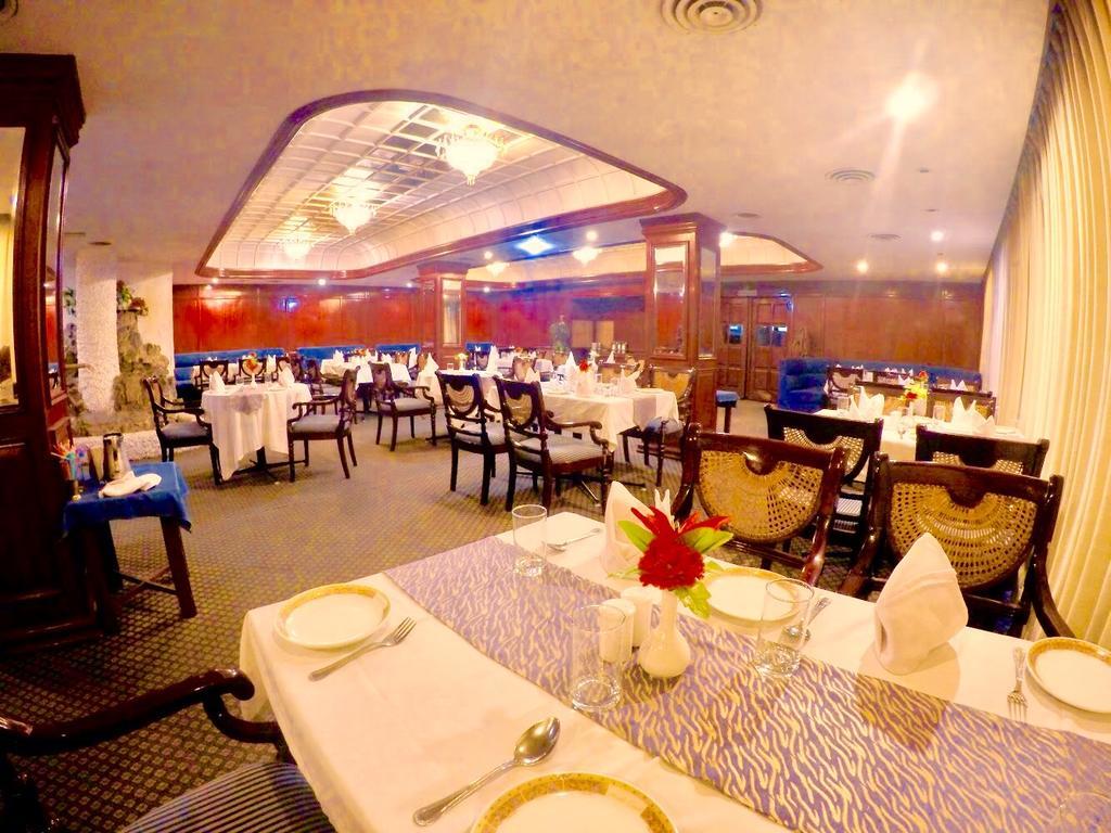 Hotel Sepal Батинда Екстериор снимка
