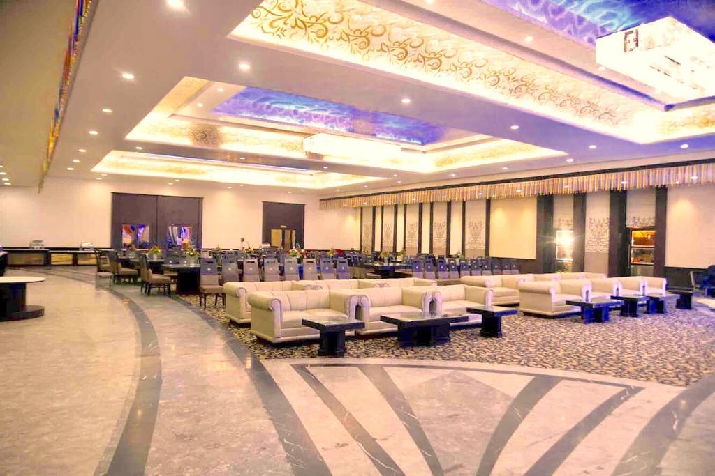 Hotel Sepal Батинда Екстериор снимка